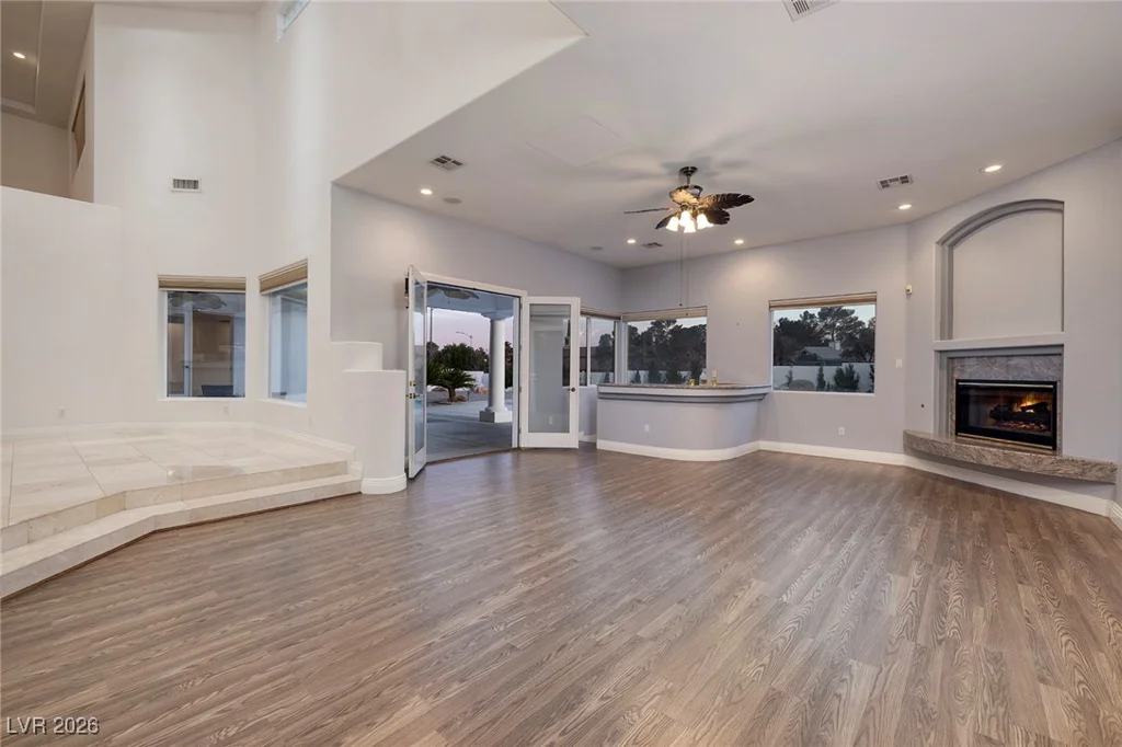 7421 Silver Palm, Las Vegas, NV 89117