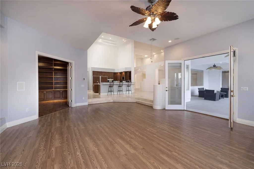 7421 Silver Palm, Las Vegas, NV 89117