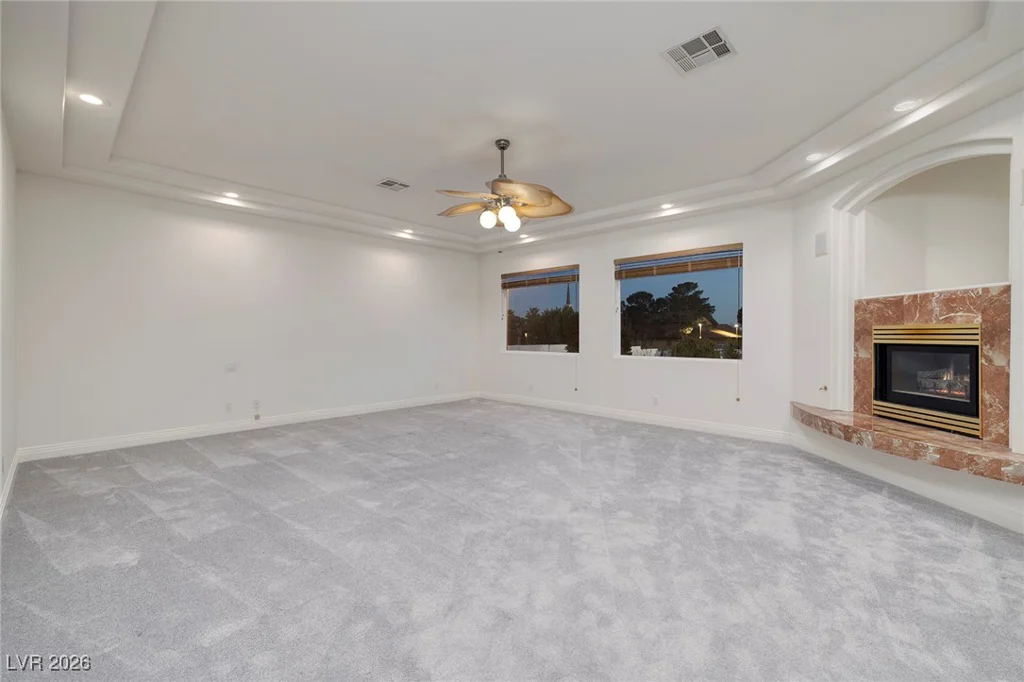 7421 Silver Palm, Las Vegas, NV 89117