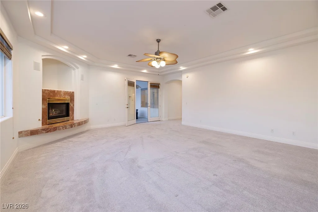 7421 Silver Palm, Las Vegas, NV 89117