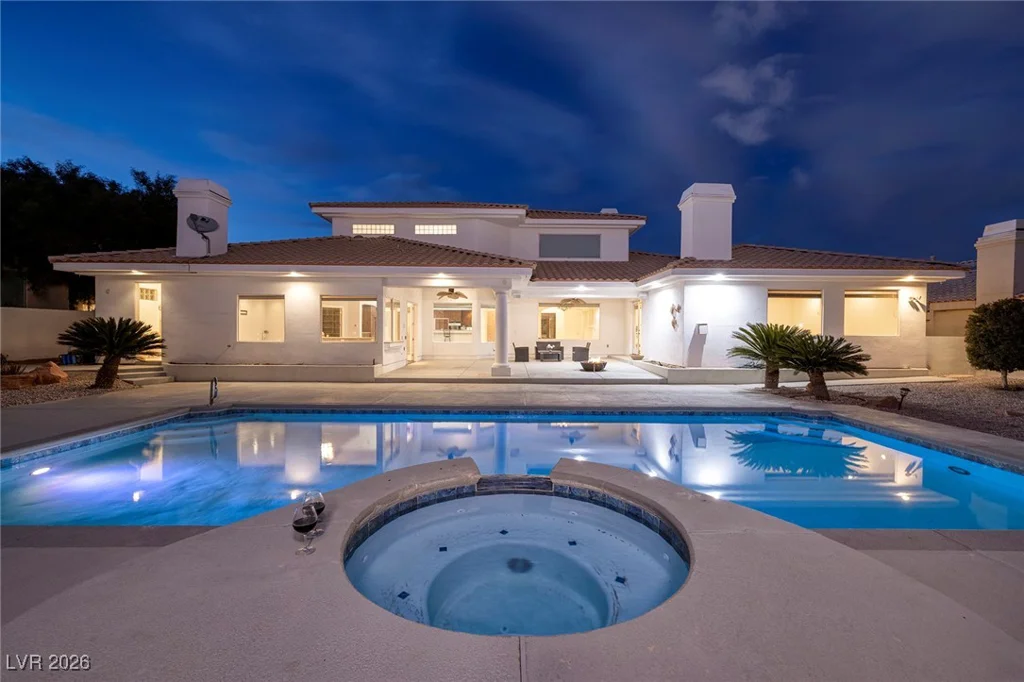 7421 Silver Palm, Las Vegas, NV 89117