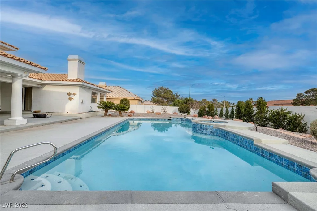 7421 Silver Palm, Las Vegas, NV 89117
