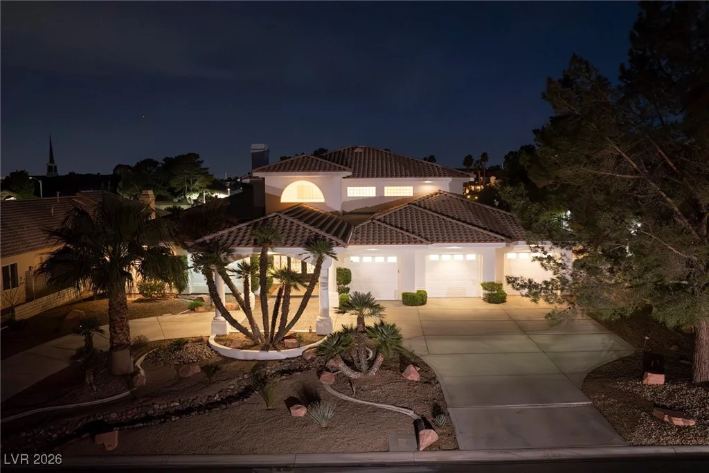 7421 Silver Palm, Las Vegas, NV 89117
