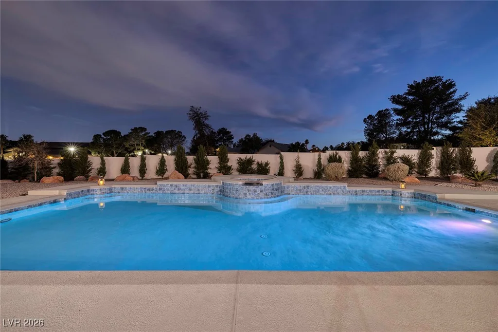 7421 Silver Palm, Las Vegas, NV 89117