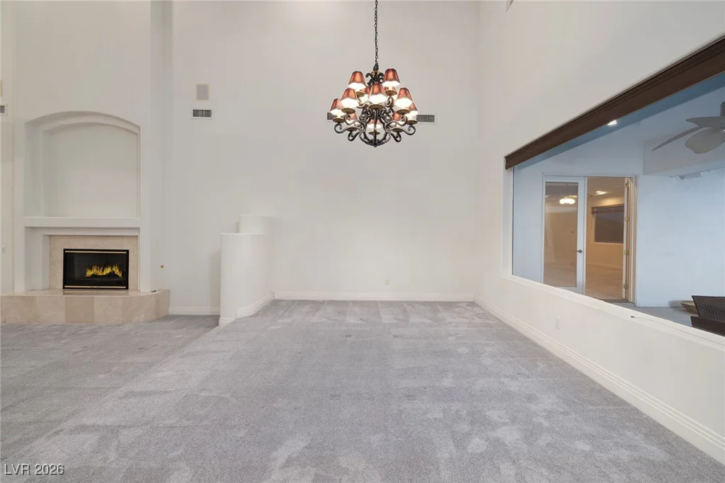 7421 Silver Palm, Las Vegas, NV 89117