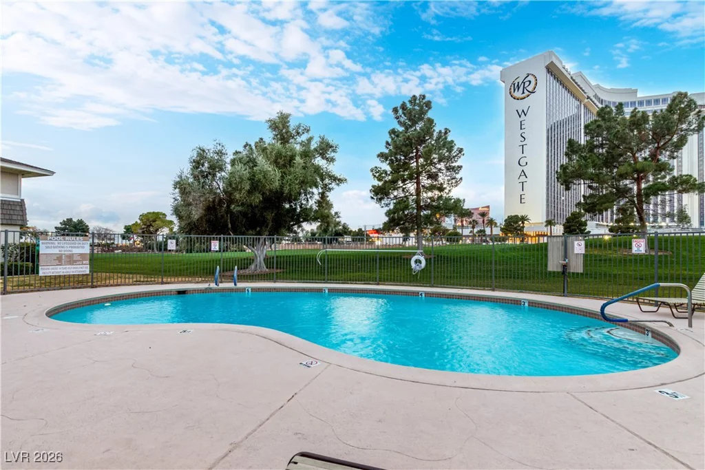 2879 Geary, Las Vegas, NV 89109