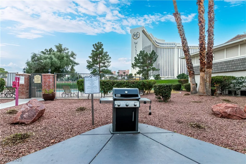 2879 Geary, Las Vegas, NV 89109
