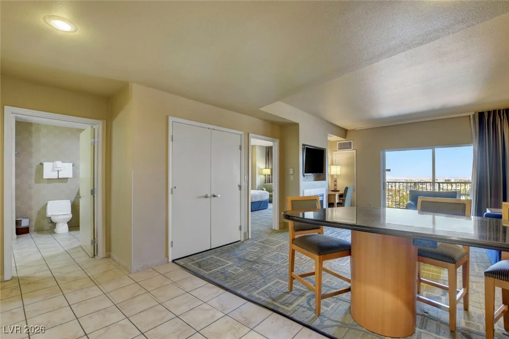 211 Flamingo, Las Vegas, NV 89169