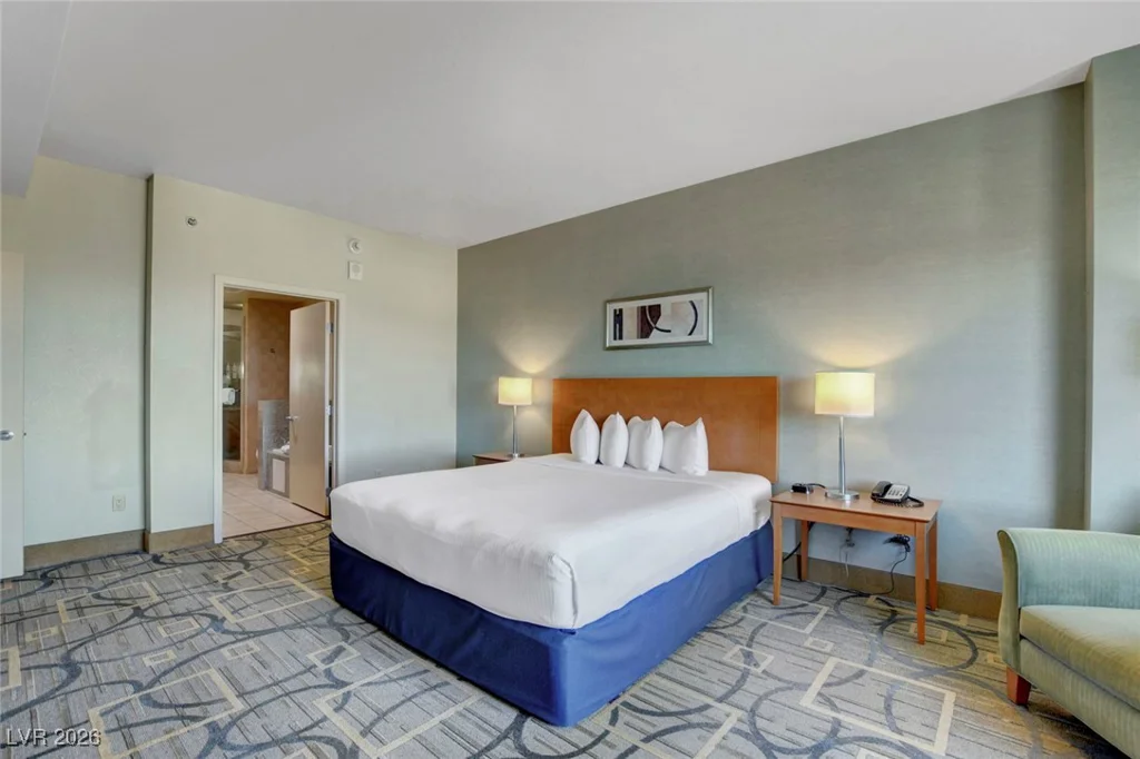 211 Flamingo, Las Vegas, NV 89169