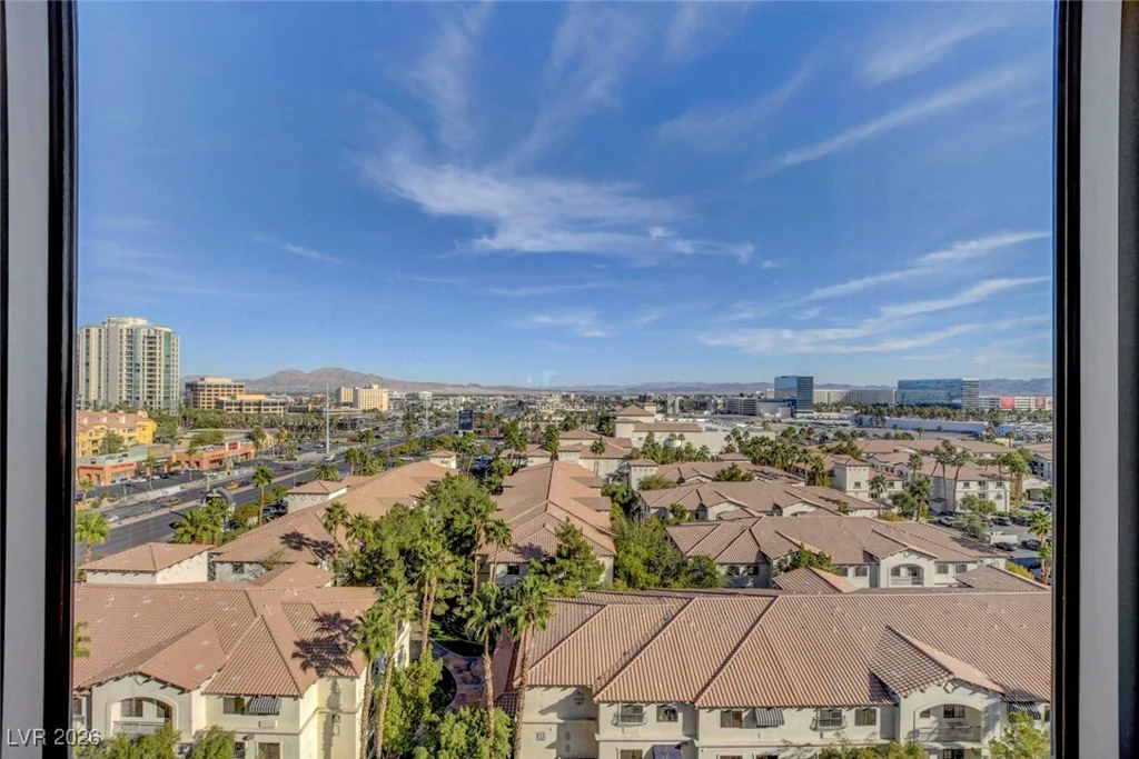 211 Flamingo, Las Vegas, NV 89169