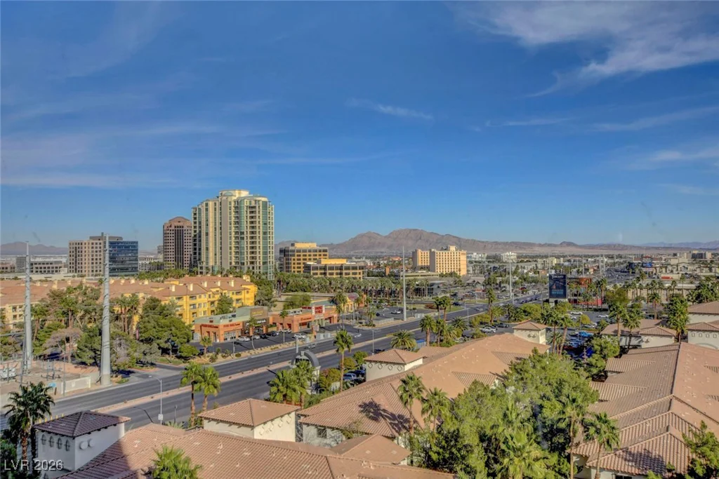 211 Flamingo, Las Vegas, NV 89169