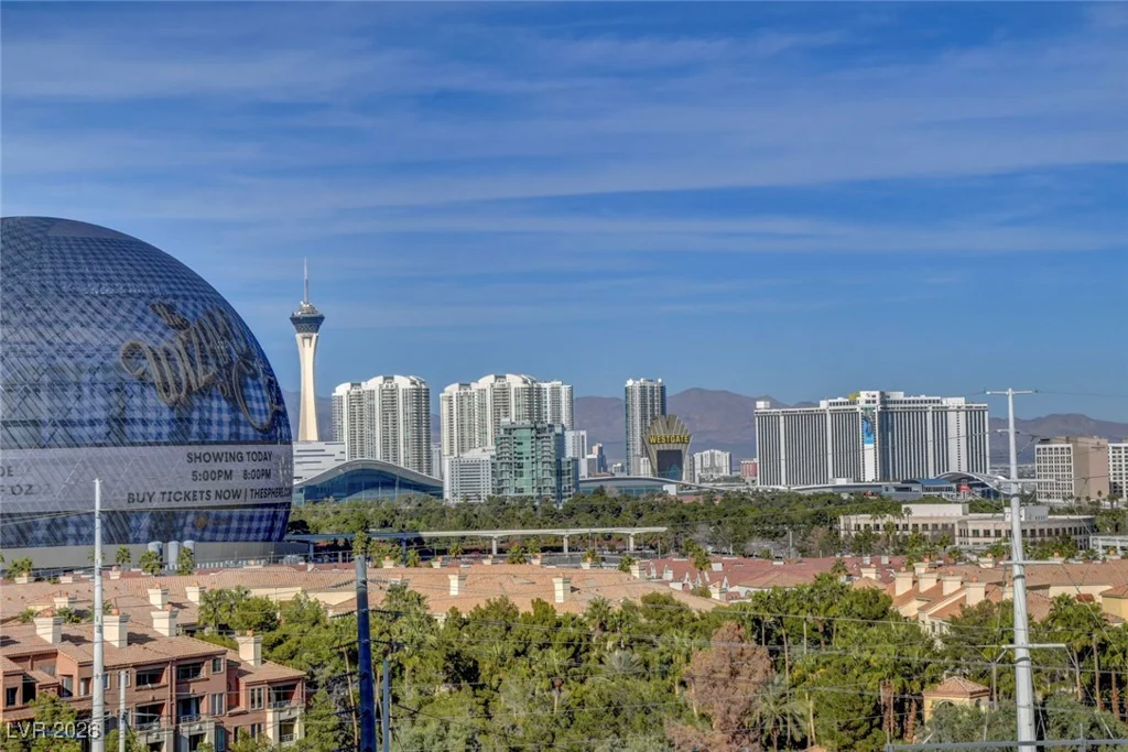 211 Flamingo, Las Vegas, NV 89169