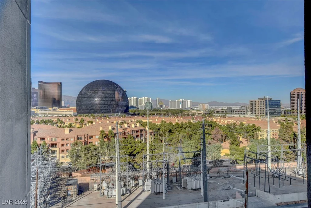 211 Flamingo, Las Vegas, NV 89169