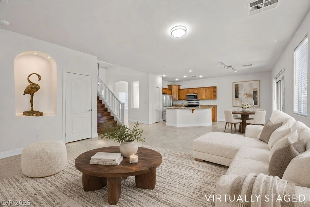 1724 Flores, Henderson, NV 89012