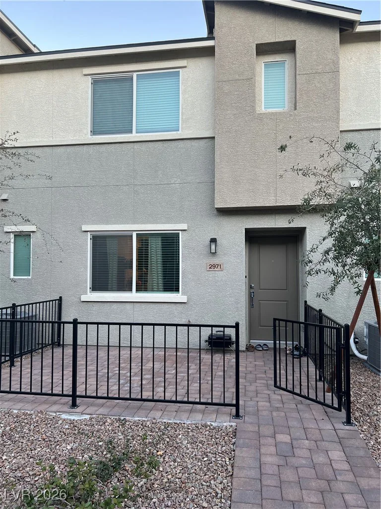 2971 Fire Cracker Red, Las Vegas, NV 89122