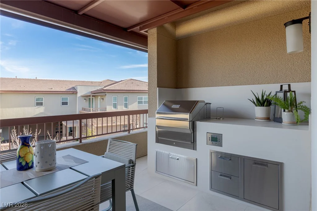11280 Granite Ridge, Las Vegas, NV 89135