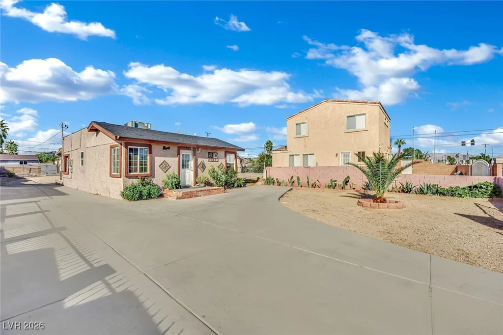 1843 Bruce, North Las Vegas, NV 89030