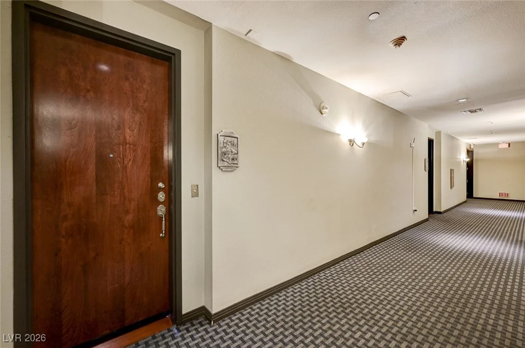 360 Desert Inn, Las Vegas, NV 89109