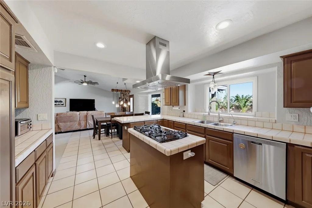 9950 Rancho Destino, Las Vegas, NV 89183
