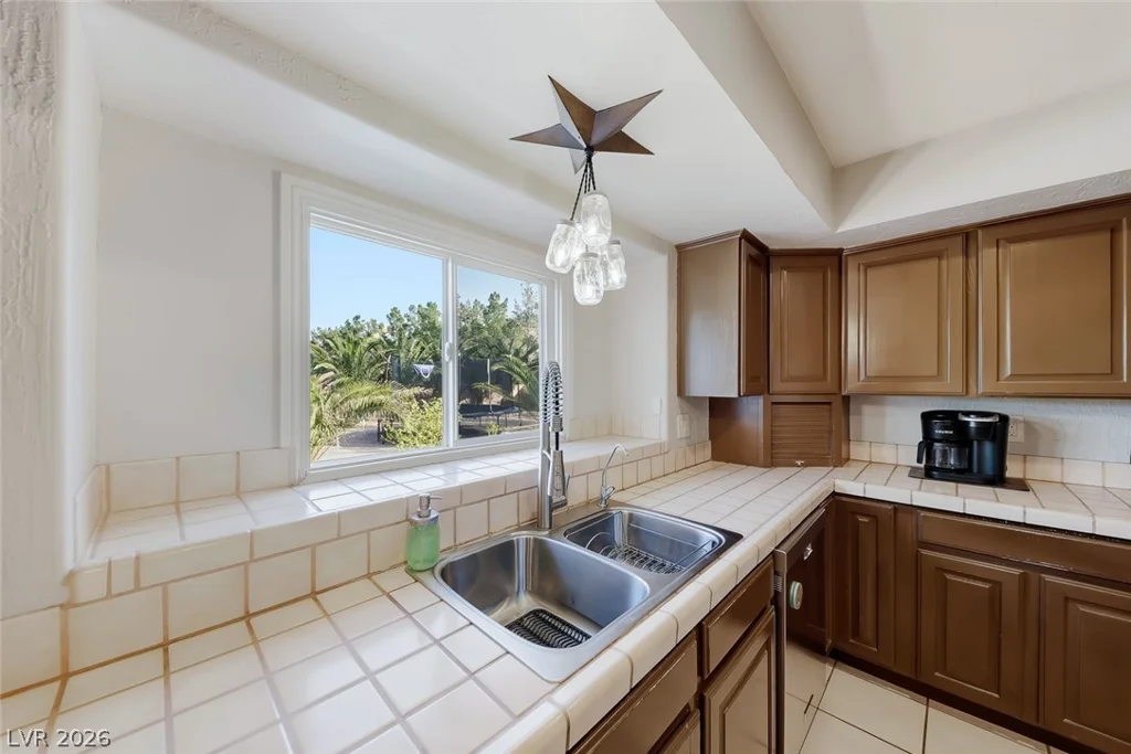 9950 Rancho Destino, Las Vegas, NV 89183
