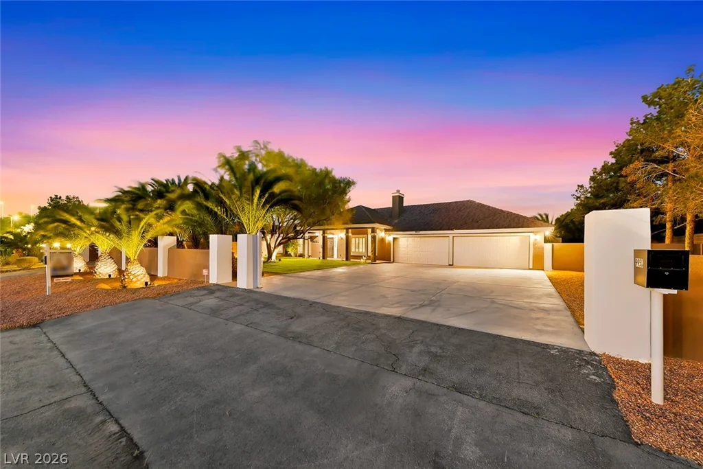 9950 Rancho Destino, Las Vegas, NV 89183