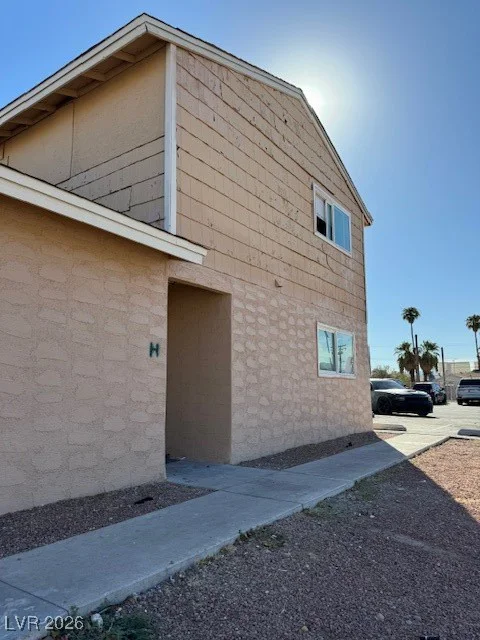 5116 Gray, Las Vegas, NV 89119