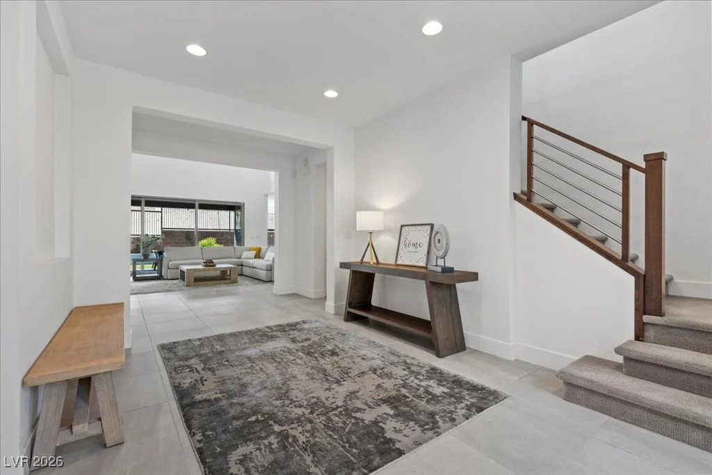 10215 Meridian Hill, Las Vegas, NV 89135
