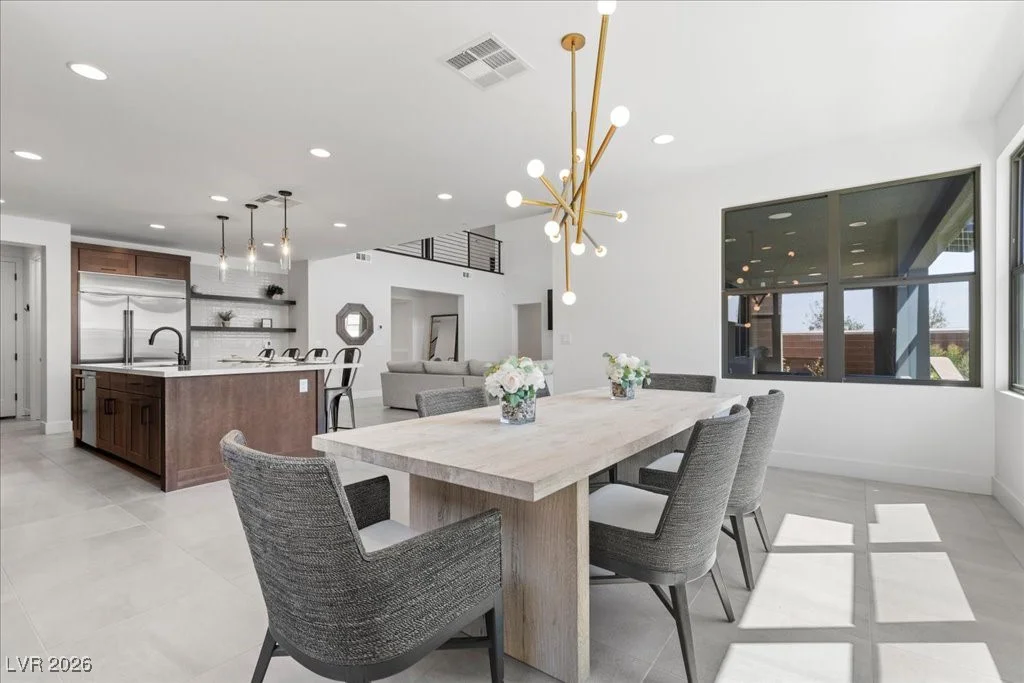 10215 Meridian Hill, Las Vegas, NV 89135