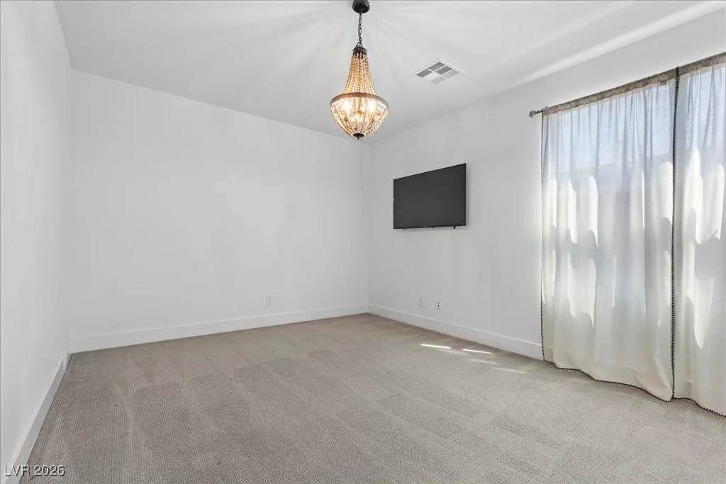 10215 Meridian Hill, Las Vegas, NV 89135