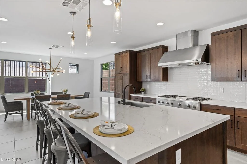 10215 Meridian Hill, Las Vegas, NV 89135