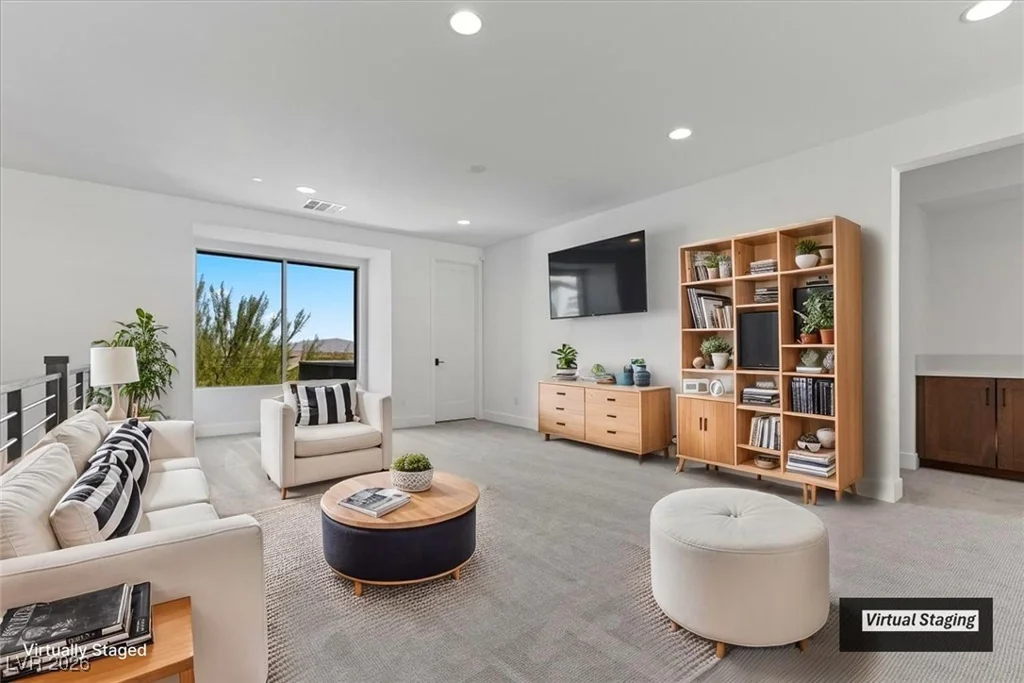 10215 Meridian Hill, Las Vegas, NV 89135