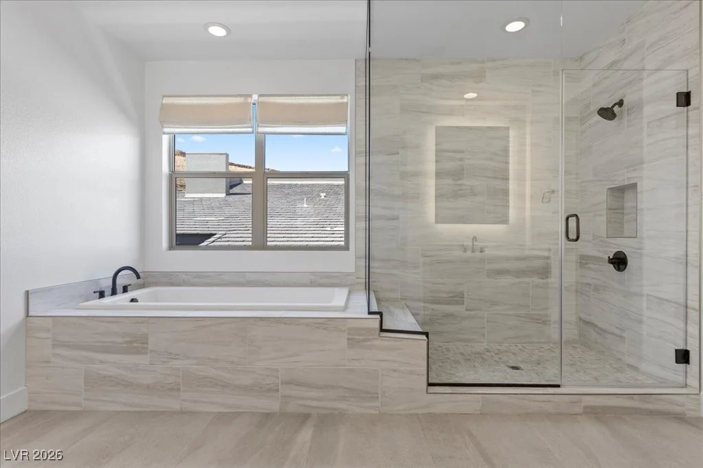 10215 Meridian Hill, Las Vegas, NV 89135