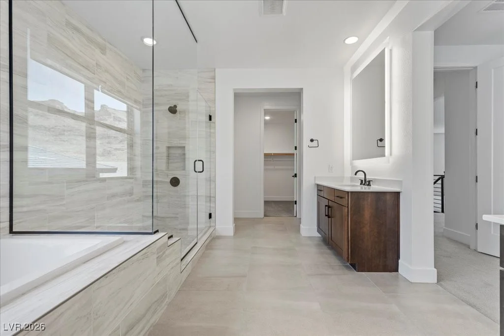 10215 Meridian Hill, Las Vegas, NV 89135
