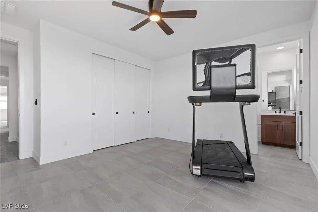 10215 Meridian Hill, Las Vegas, NV 89135