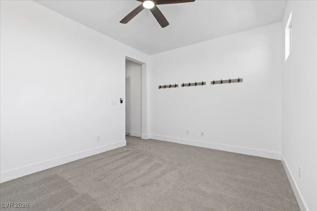 10215 Meridian Hill, Las Vegas, NV 89135