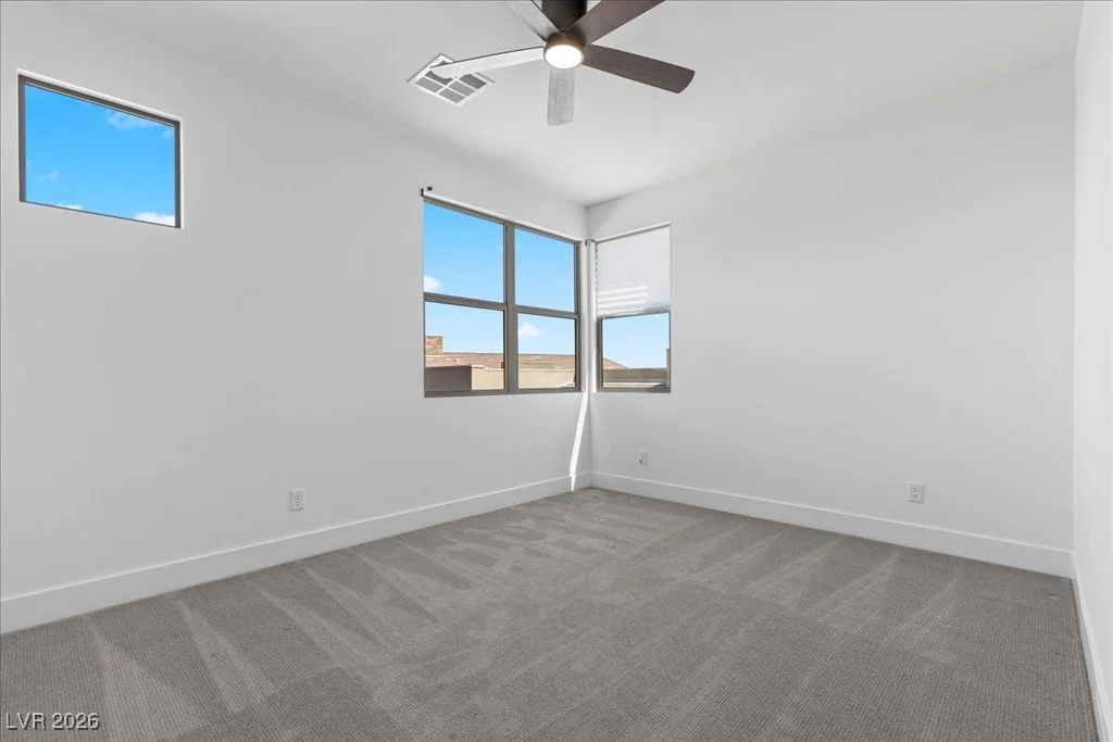 10215 Meridian Hill, Las Vegas, NV 89135