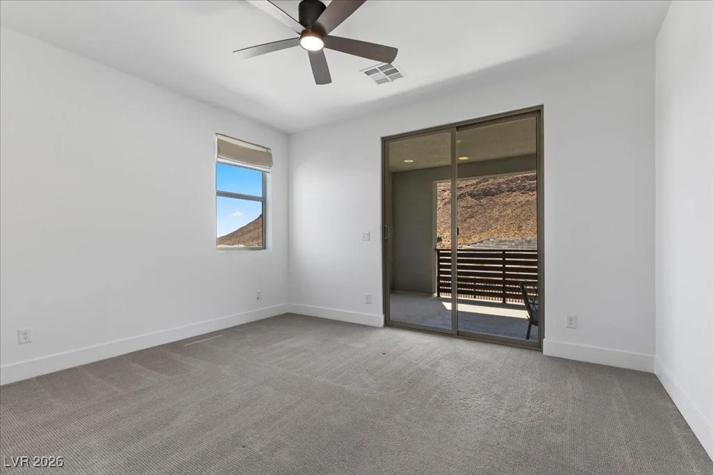 10215 Meridian Hill, Las Vegas, NV 89135