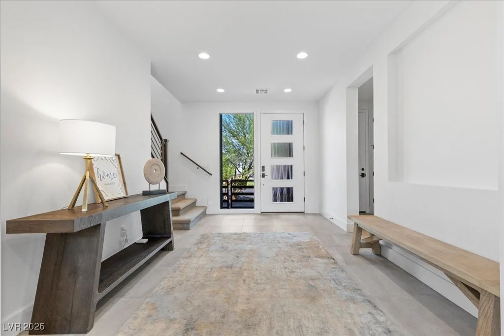 10215 Meridian Hill, Las Vegas, NV 89135