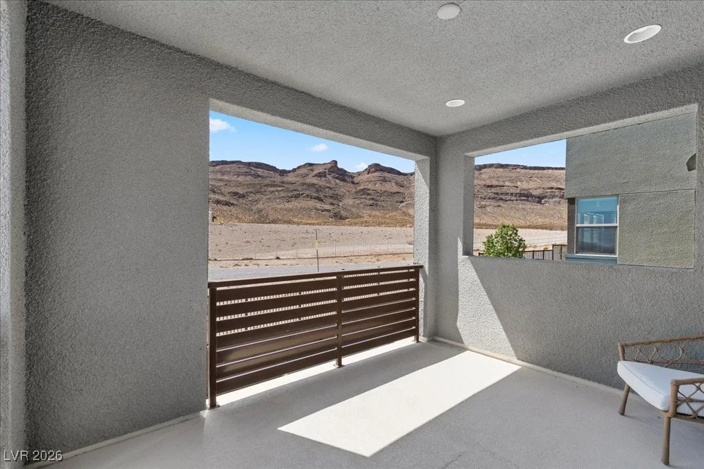10215 Meridian Hill, Las Vegas, NV 89135