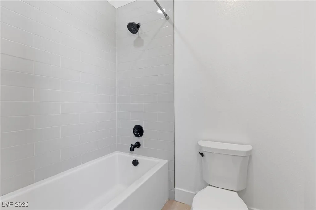 10215 Meridian Hill, Las Vegas, NV 89135