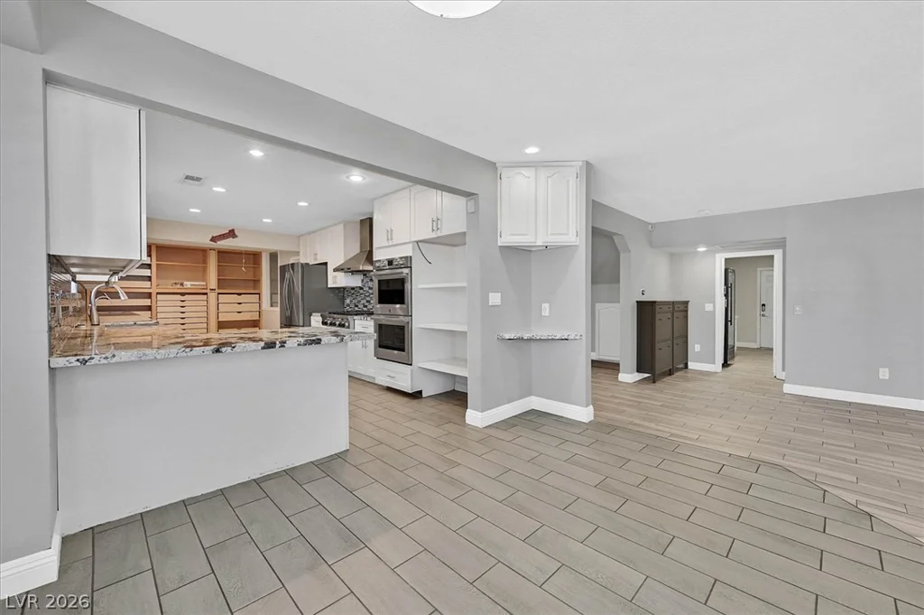 3396 Montessouri, Las Vegas, NV 89117
