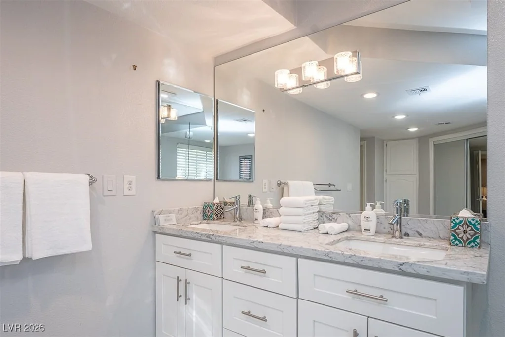 3396 Montessouri, Las Vegas, NV 89117