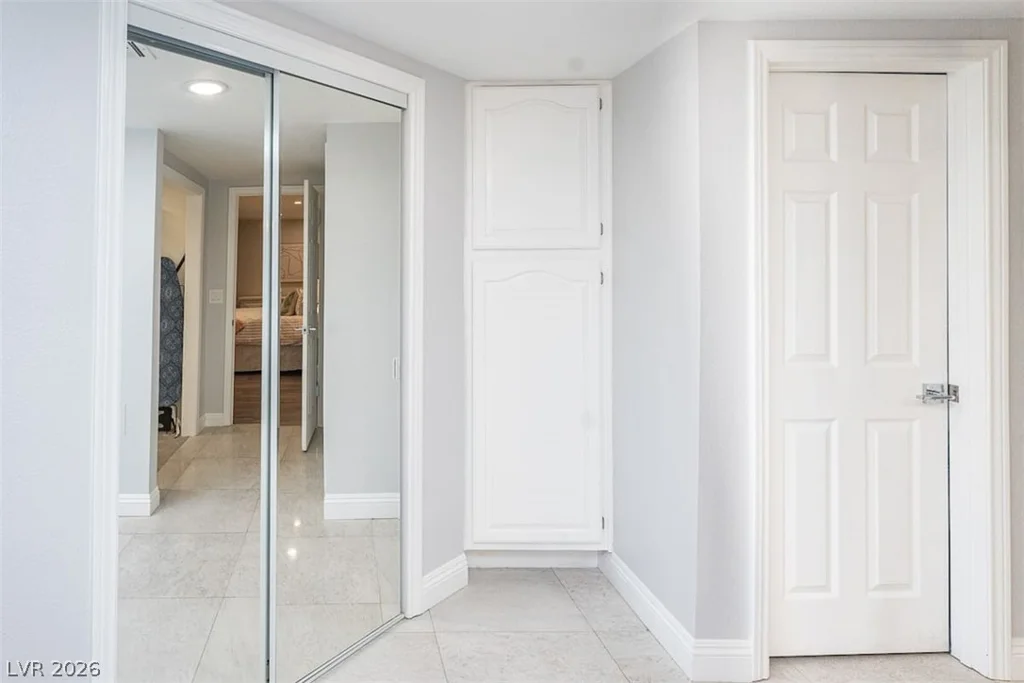 3396 Montessouri, Las Vegas, NV 89117