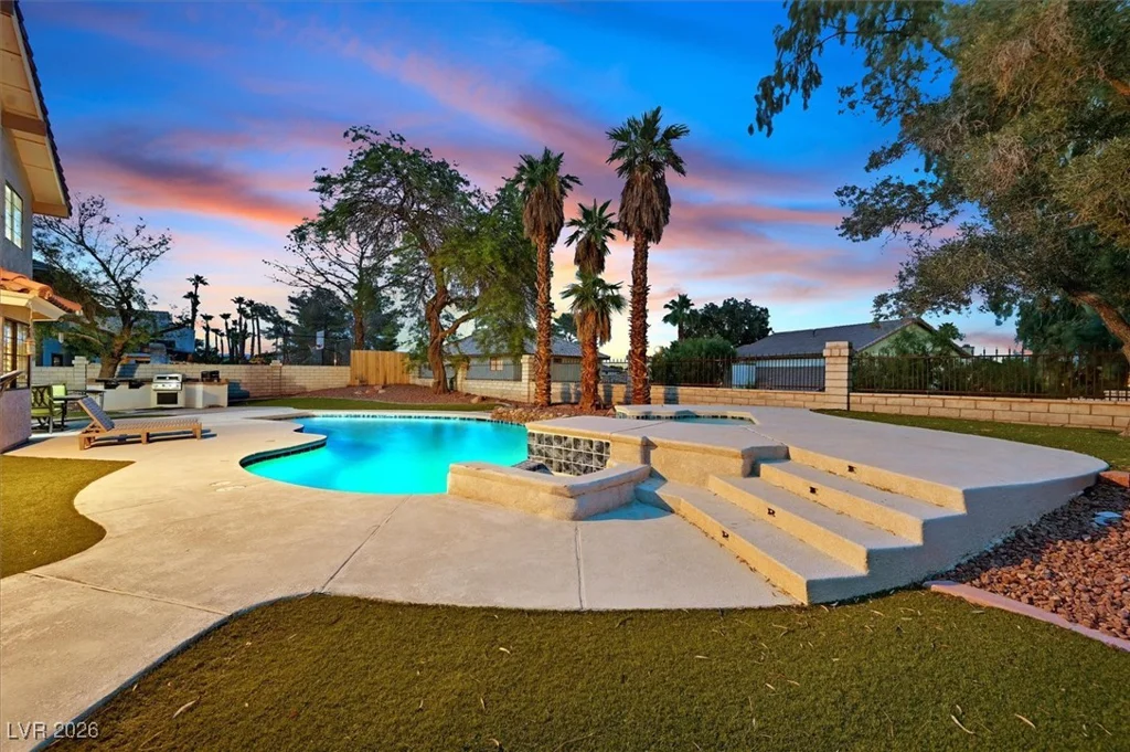 3396 Montessouri, Las Vegas, NV 89117