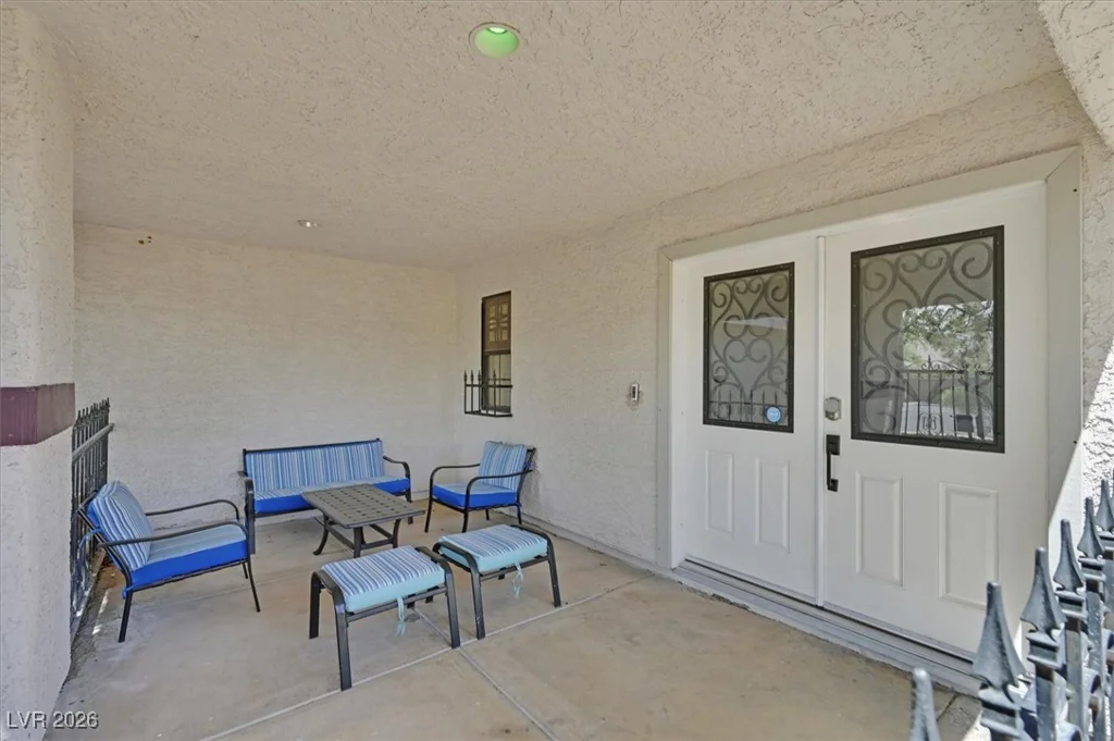 3396 Montessouri, Las Vegas, NV 89117