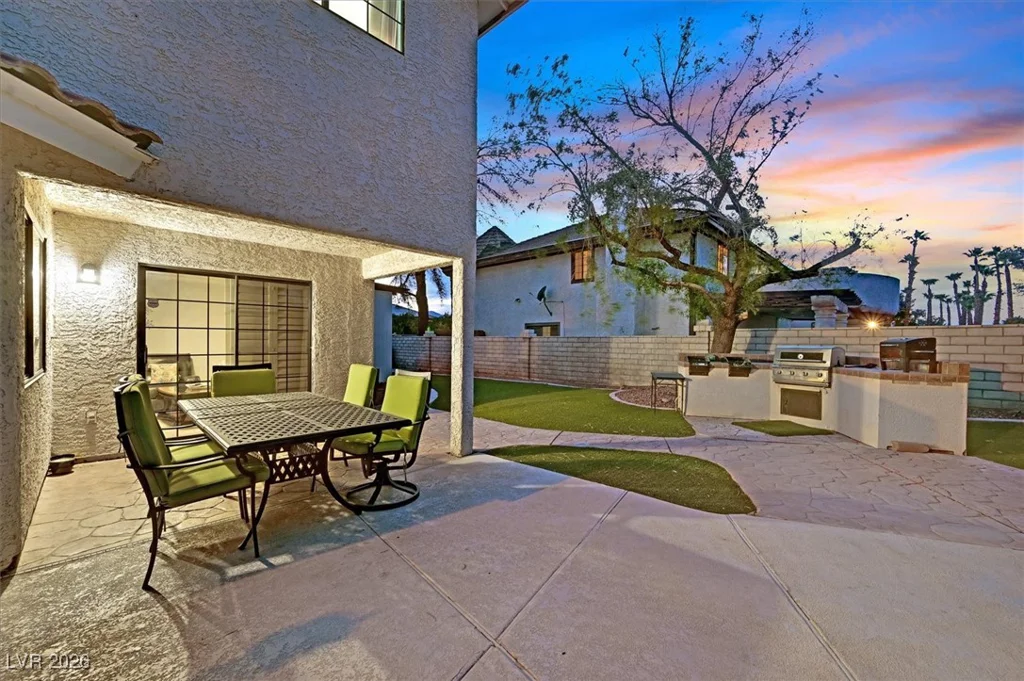 3396 Montessouri, Las Vegas, NV 89117
