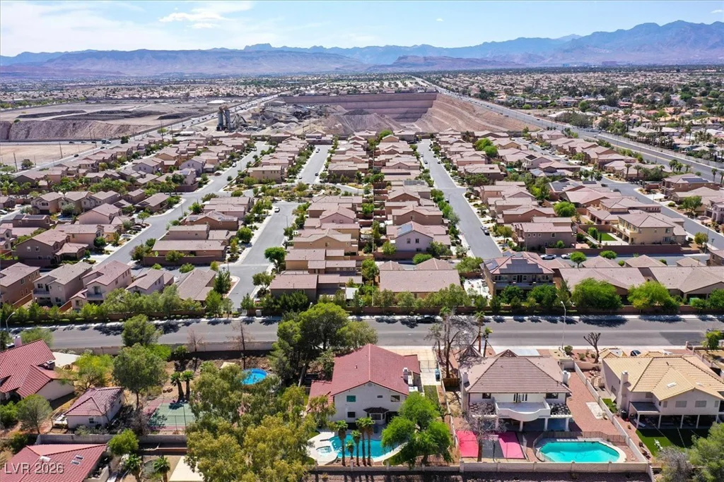 3396 Montessouri, Las Vegas, NV 89117
