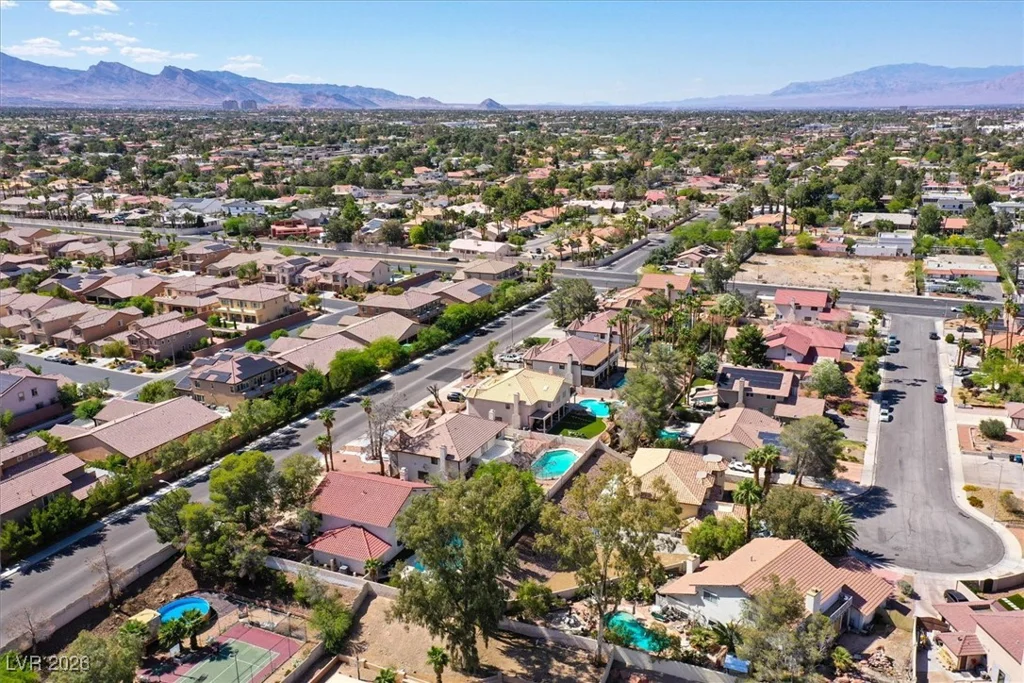 3396 Montessouri, Las Vegas, NV 89117