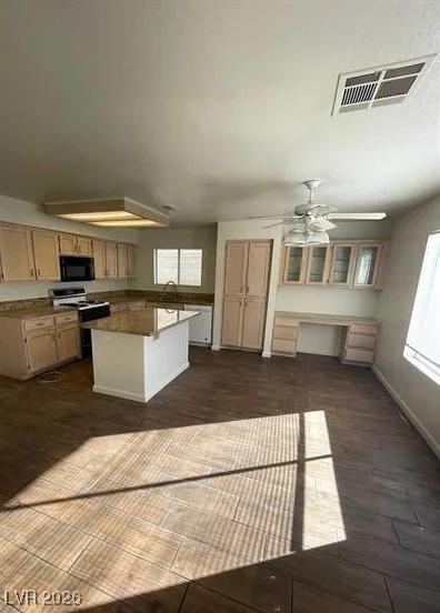 1213 Daytona, Las Vegas, NV 89117