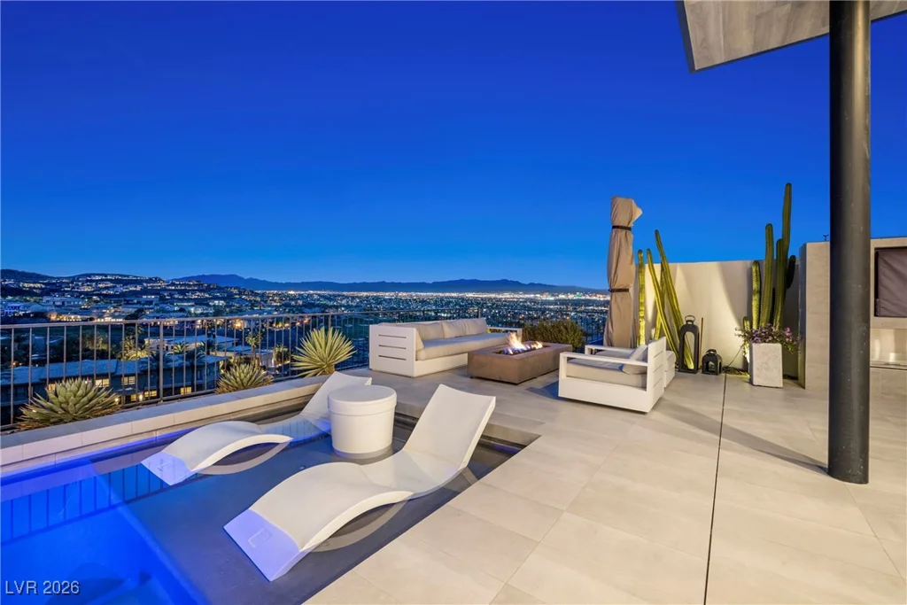 451 Serenity Point, Henderson, NV 89012